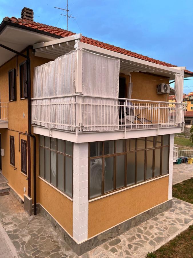 Il Gattino Di Porto - Apt 1 - Monolocale Veranda Piscina インペリア エクステリア 写真