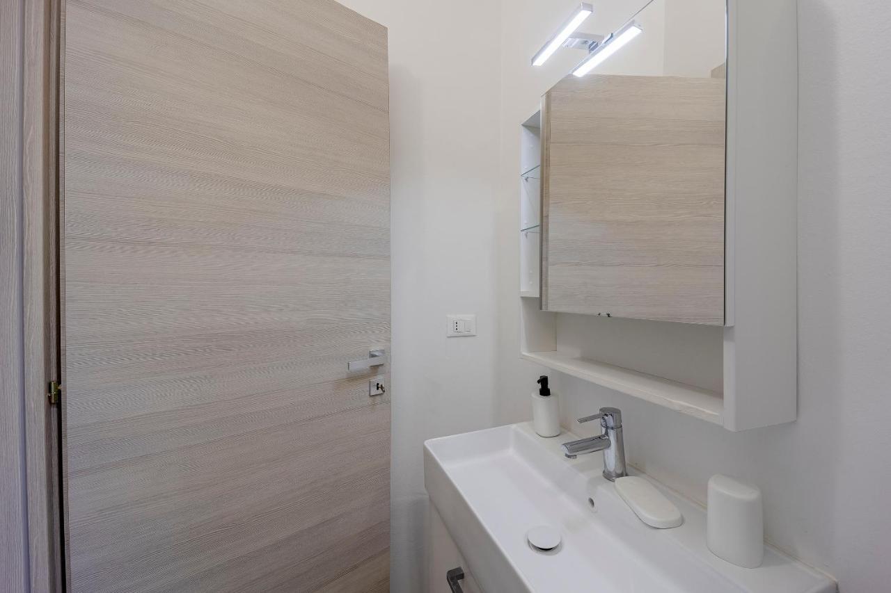 Il Gattino Di Porto - Apt 1 - Monolocale Veranda Piscina インペリア エクステリア 写真